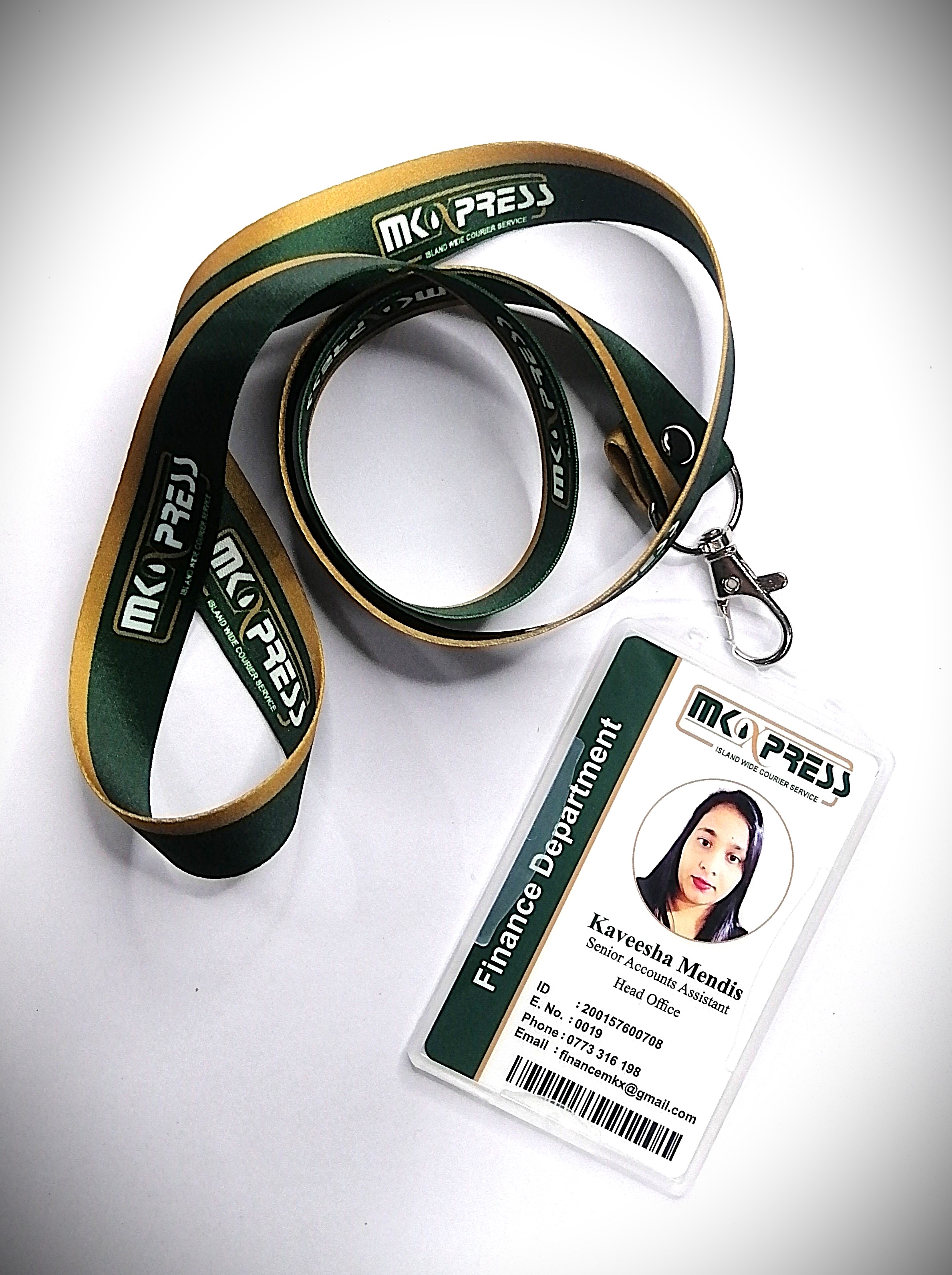 Custom ID Card with Lanyard - with Your Own Design (MKXPRESS)